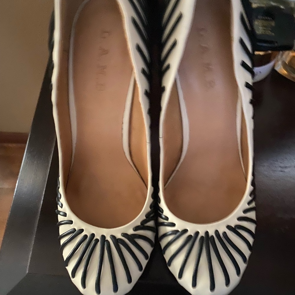 L.A.M.B.  Stilettos 9.5. Beige and black